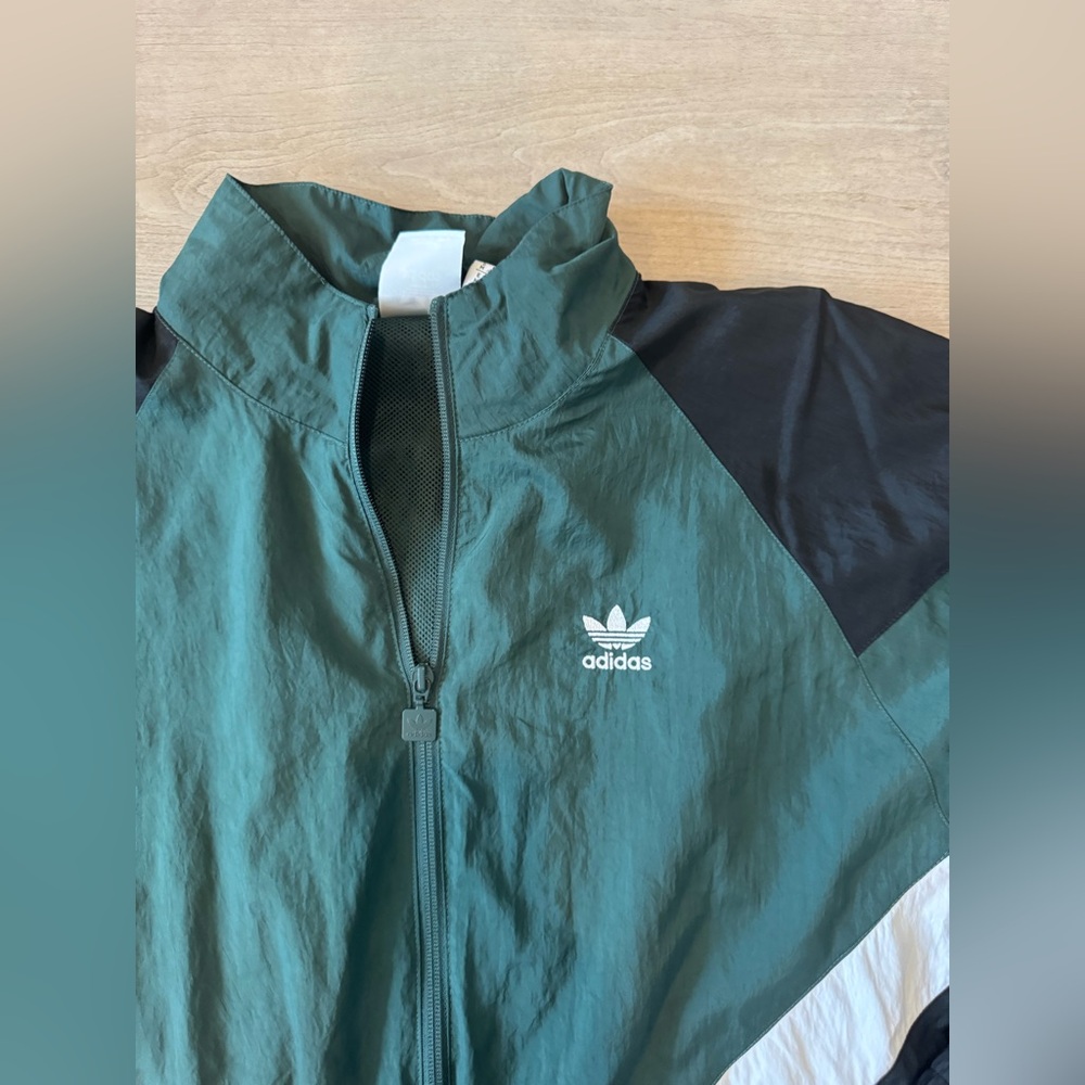 Adidas Pullover Windbreaker - Picture 4 of 6